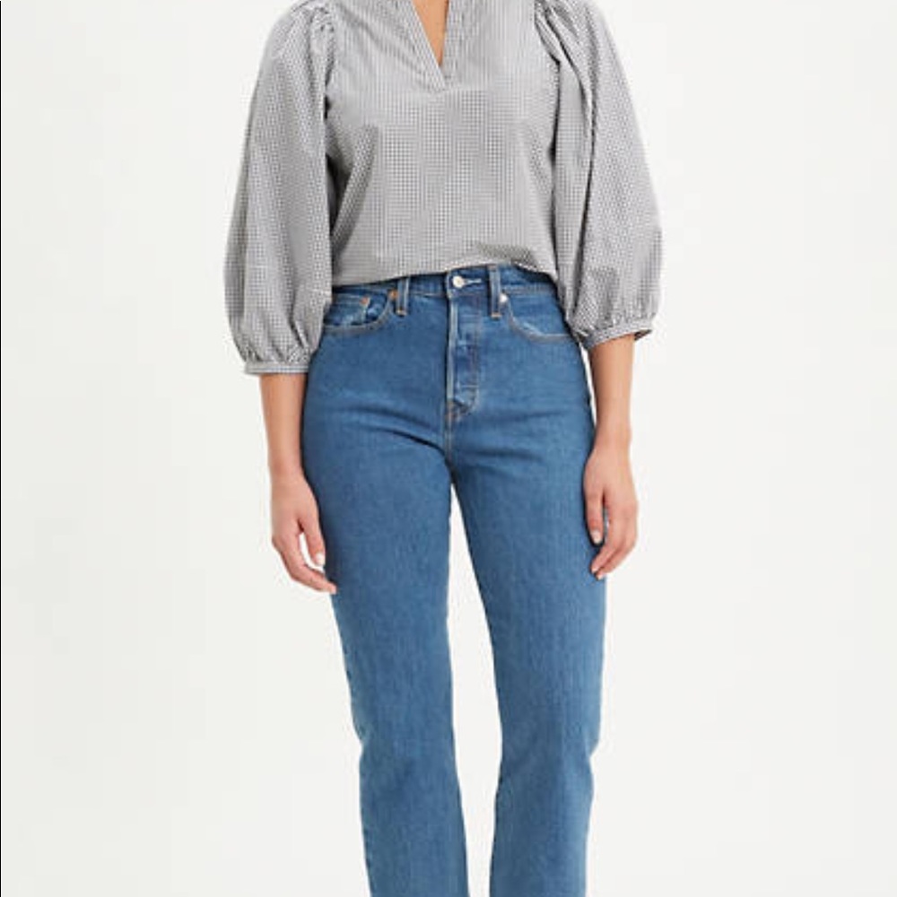 Levi wedgie straight